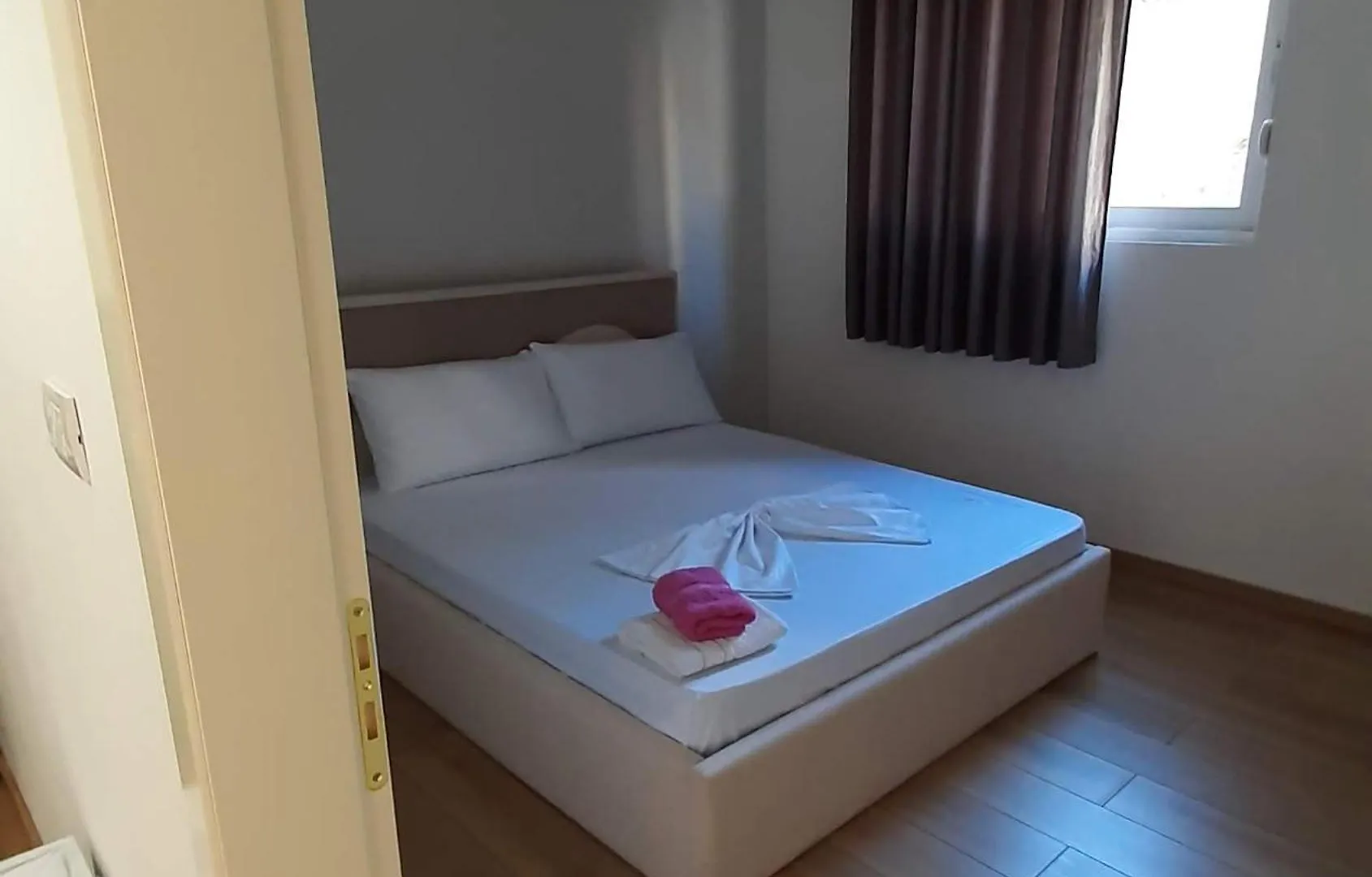 Leka Apartments Permet